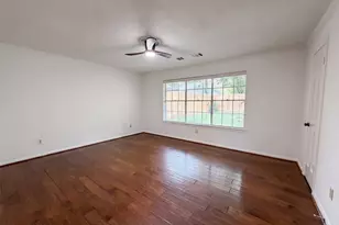 5615 Spanish Oak Dr, Houston, TX 77066 - Photo 12