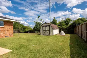 8718 Magna St, Houston, TX 77093 - Photo 34