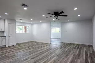 8718 Magna St, Houston, TX 77093 - Photo 8