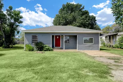 308 Bennett Drive, West Columbia, TX 77486 - Photo 1