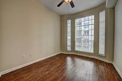 1901 Post Oak Park Drive #13302, Houston, TX 77027 - Photo 2