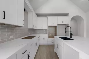 7802 Clover Gully Ln, Katy, TX 77493 - Photo 6