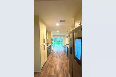 11007 Hillcroft Avenue, Houston, TX 77096 - Photo 10