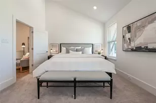 7607 Victory Reserve St, Houston, TX 77088 - Photo 24