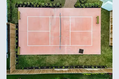 7607 Victory Reserve Street, Houston, TX 77088 - Photo 48