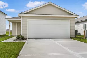 881 Rd 590114, Cleveland, TX 77327 - Photo 2