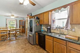 20615 County Rd 461, Brazoria, TX 77422 - Photo 12