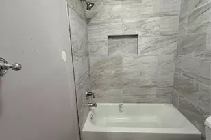 4027 W Summit Valley Dr, Houston, TX 77082 - Photo 14