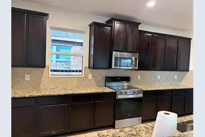 20615 Silver Tea Avenue, Hockley, TX 77447 - Photo 2