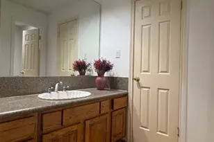 5200 Weslayan St, Houston, TX 77005 - Photo 14