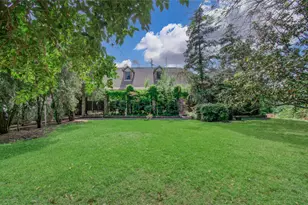 9712 Longmont Dr, Houston, TX 77063 - Photo 38