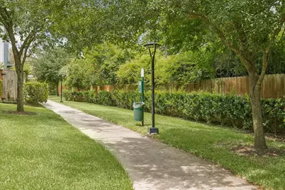5013 Lehman Oaks Drive, Houston, TX 77018 - Photo 24