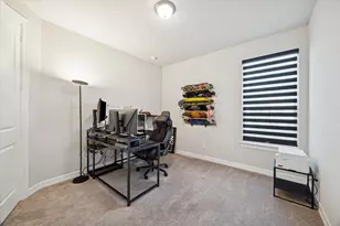 11010 Cres Light Way, Houston, TX 77043 - Photo 14