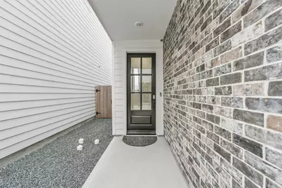 718 W Donovan Street #A, Houston, TX 77091 - Photo 2