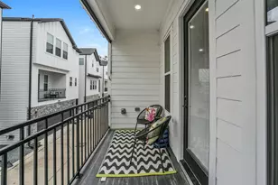 718 W Donovan St, Houston, TX 77091 - Photo 18