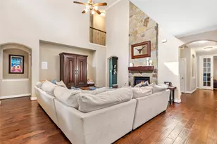 13808 N Lake Branch Ln, Houston, TX 77044 - Photo 16