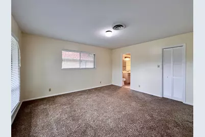 401 Rolling Hills Drive, Conroe, TX 77304 - Photo 14