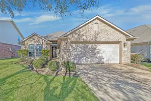 1818 High Falls Ln, Pearland, TX 77581 - Photo 2