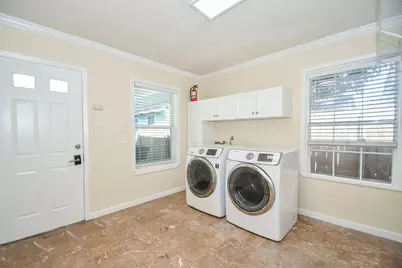 4113 Edison Street, Houston, TX 77009 - Photo 6