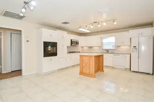 4113 Edison St, Houston, TX 77009 - Photo 4