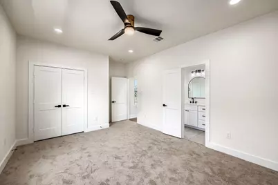 911 Panama Boulevard, Houston, TX 77009 - Photo 8