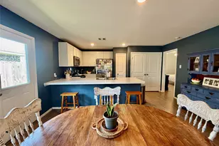 216 Bennett Loop, Angleton, TX 77515 - Photo 6