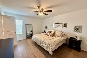216 Bennett Loop, Angleton, TX 77515 - Photo 20