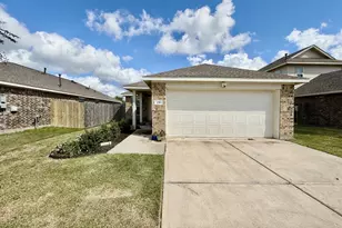 216 Bennett Loop, Angleton, TX 77515 - Photo 40
