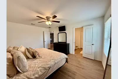 216 Bennett Loop, Angleton, TX 77515 - Photo 22