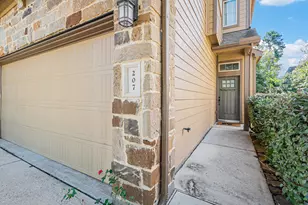 207 Cheswood Forest Pl, Montgomery, TX 77316 - Photo 4