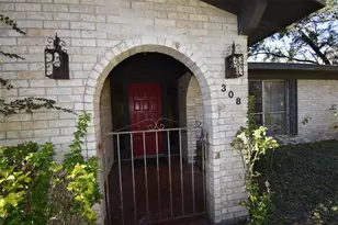 308 Edgewood St, League City, TX 77573 - Photo 2
