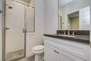2810 Grand Fountains Dr, Houston, TX 77054 - Photo 8