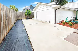 2320 Gramercy St, Houston, TX 77030 - Photo 46