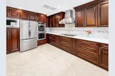 2320 Gramercy Street, Houston, TX 77030 - Photo 8