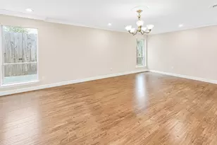 2320 Gramercy St, Houston, TX 77030 - Photo 16