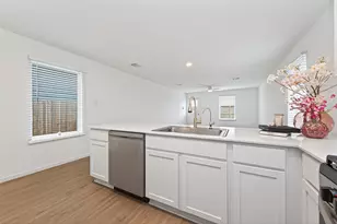 18667 San Salvo Dr Dr, New Caney, TX 77357 - Photo 6