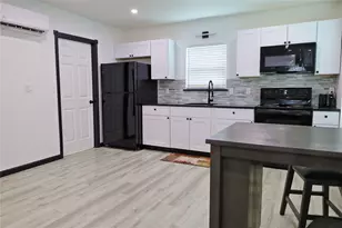 4402 Zelsky Rd, Freeport, TX 77541 - Photo 8