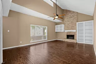 2038 Parkdale Dr, Houston, TX 77339 - Photo 4