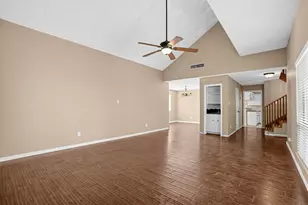 2038 Parkdale Dr, Houston, TX 77339 - Photo 6