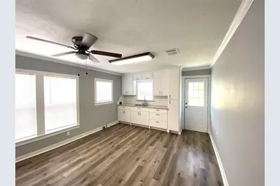 508 Lundy Street, El Campo, TX 77437 - Photo 8