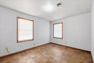 1709 Robin Ave, Orange, TX 77632 - Photo 16