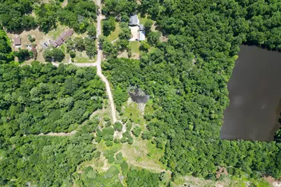 215 Garden West Road, Conroe, TX 77304 - Photo 2