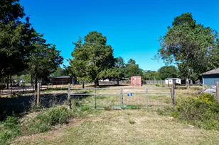 732 Ezekiel Smith St, Waller, TX 77484 - Photo 1