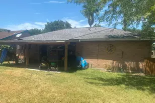 10751 Corona Ln, Houston, TX 77072 - Photo 24