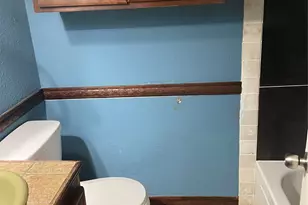 10751 Corona Ln, Houston, TX 77072 - Photo 16