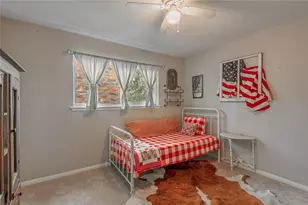 220 Elmwood St, Huntsville, TX 77320 - Photo 28