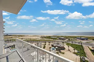 500 Seawall Blvd, Galveston, TX 77550 - Photo 18