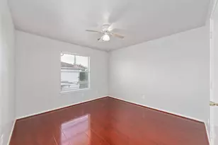 10831 Cayman Mist Dr, Houston, TX 77075 - Photo 24