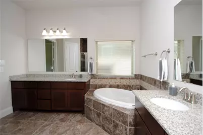 2032 Arrowood Glen Drive, Houston, TX 77077 - Photo 30