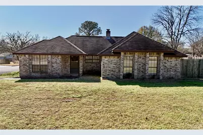 510 Russell Court, Hallettsville, TX 77964 - Photo 1